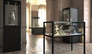 MUZEJSKE VITRINE
